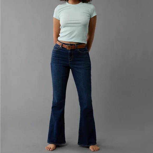 AE Next Level Curvy Super High-Waisted Flare Jean LONG - Picture 3 of 8